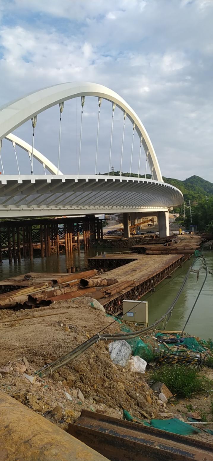 廣州從化文化項目(QL007)鋼箱梁、系杠拱及景觀廊道安裝